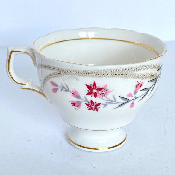 Mayfair England Pink Flower Footed Teacup Saucer Bone China No1932 Gold Trim - Picture 6 of 16